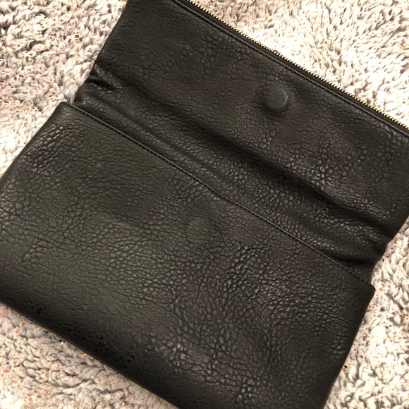 Black/Snake Printed Clutch - Picture 4 of 7